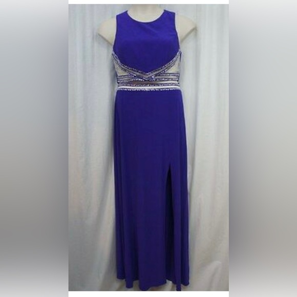 Juniorโs Two Piece Formal Dress Size 1 - Picture 5 of 12